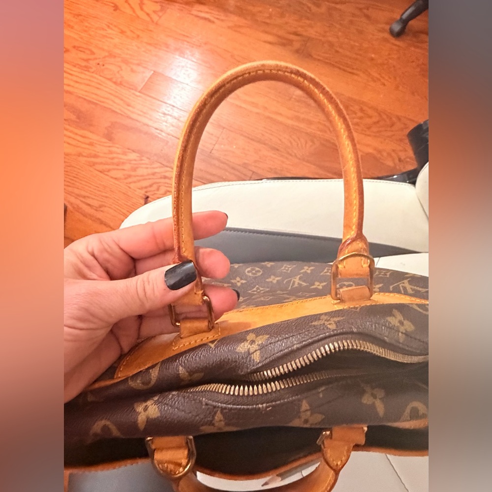 EXCELLENT NO CALL OUTS AUTHENTIC Louis Vuitton Deuville Leather HAND BAG - Picture 15 of 16